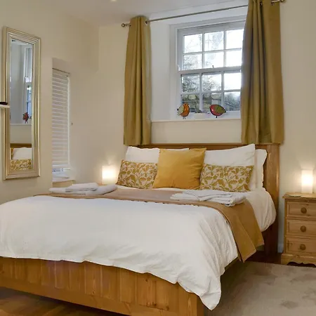 Ellerview House *